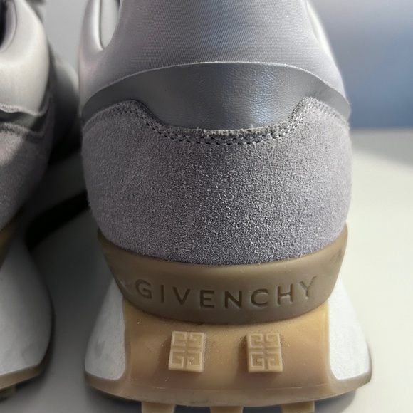 Givenchy men’s sneakers - Picture 4 of 7